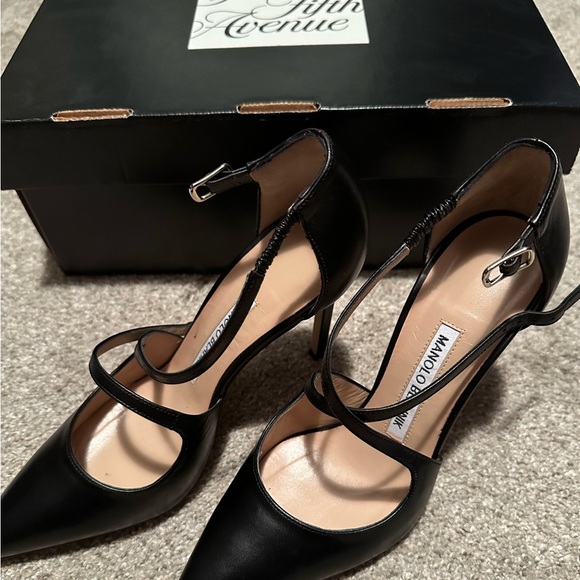 Manolo Blahnik Shoes - Manolo Blahnik heels, black leather, size 5